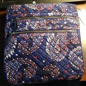 Vera Bradley Iconic triple zip hipster